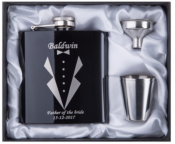 Coffret de flasques noires personnalisées | Cadeau pour garçon d'honneur