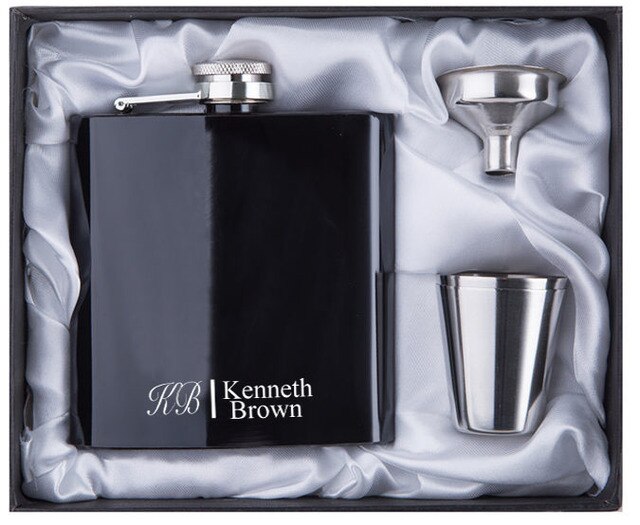 Coffret de flasques noires personnalisées | Cadeau pour garçon d'honneur