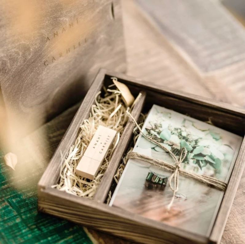 Boîte à photos en bois avec clé USB