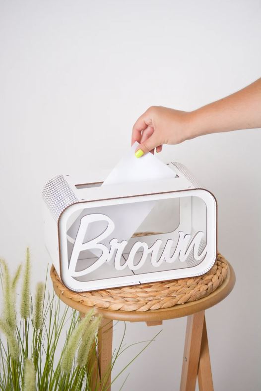 Boîte à cartes de mariage personnalisée