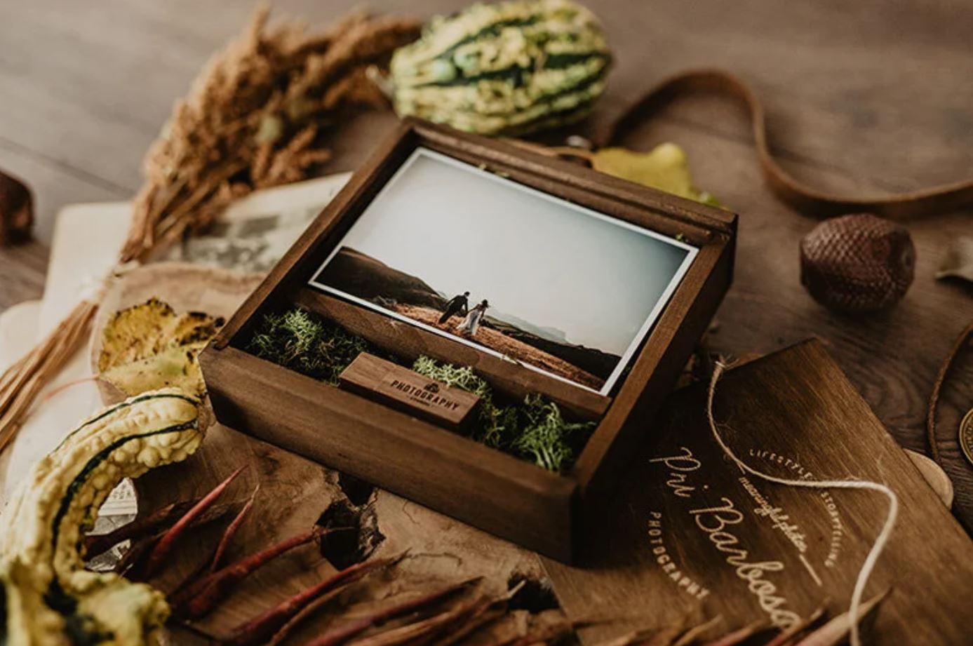 Boîte à photos en bois avec clé USB