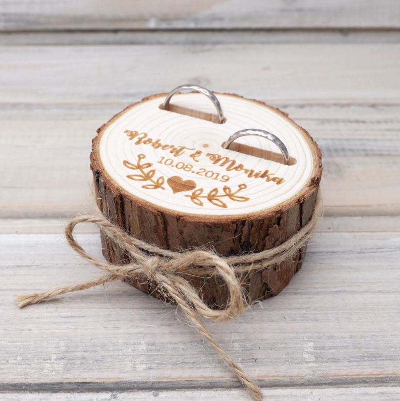 Boîte à bagues en bois