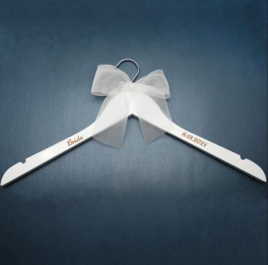 Cintres de mariage personnalisés 👰🤵