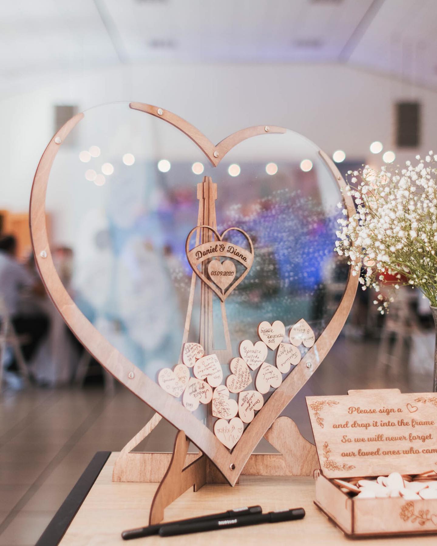 Livre d'or de mariage en forme de cœur en bois + 3 bonus GRATUITS
