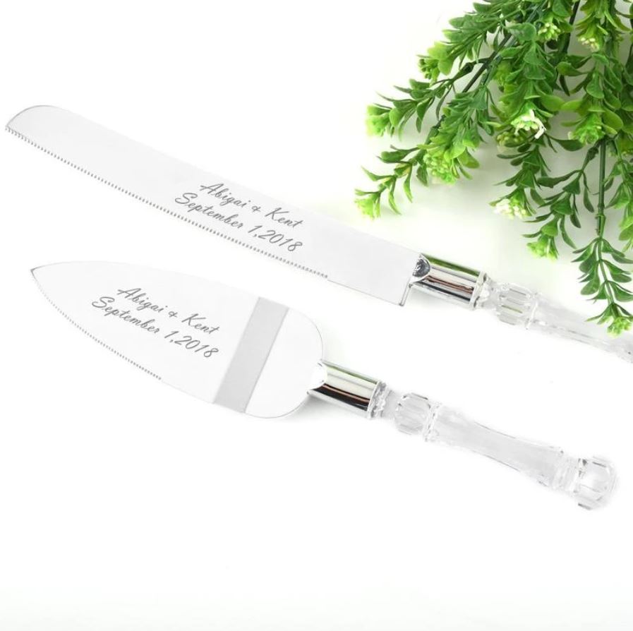 Ensemble de couteaux et de serveurs pour gâteau de mariage