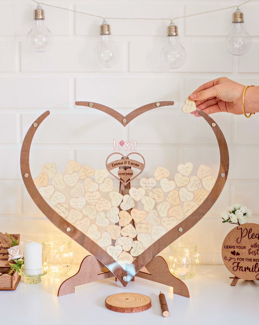 Livre d'or de mariage en forme de cœur en bois