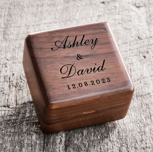 Boîte à alliances en bois pour mariage